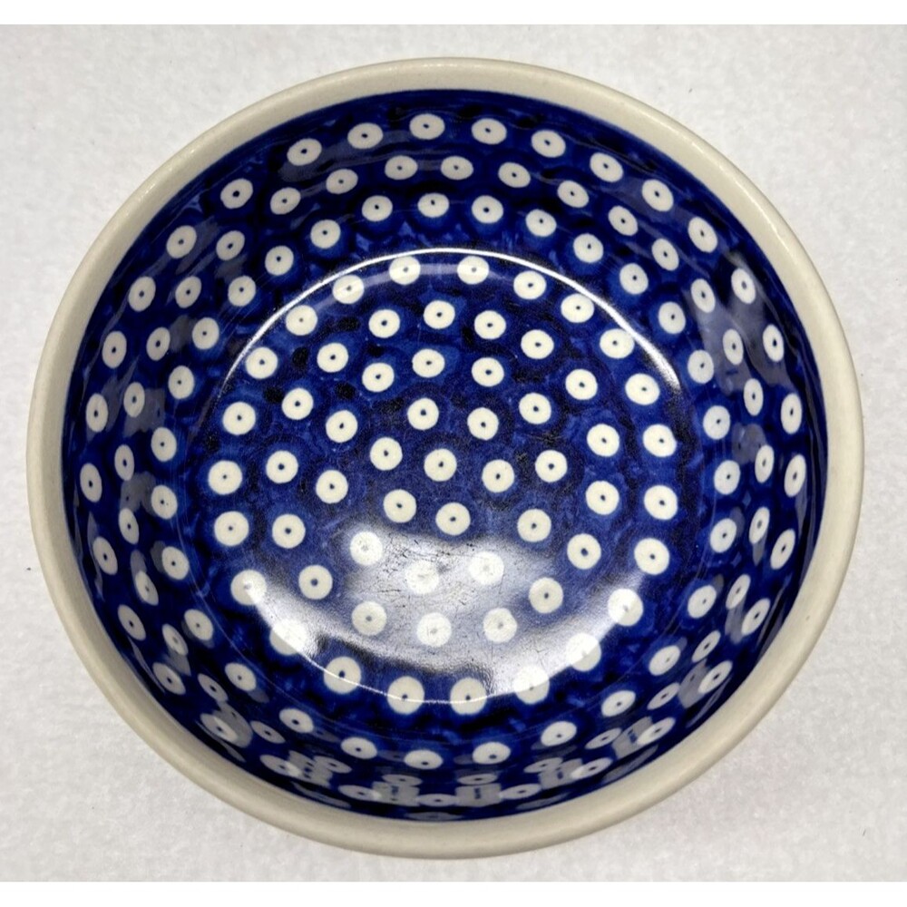 Polish Pottery  Blue Eyes 6"  Boleslawiec
